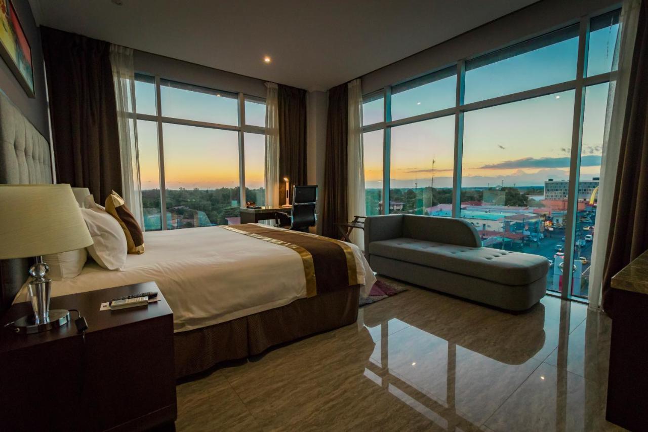 Hotel City Plaza & Suites Давид Екстер'єр фото