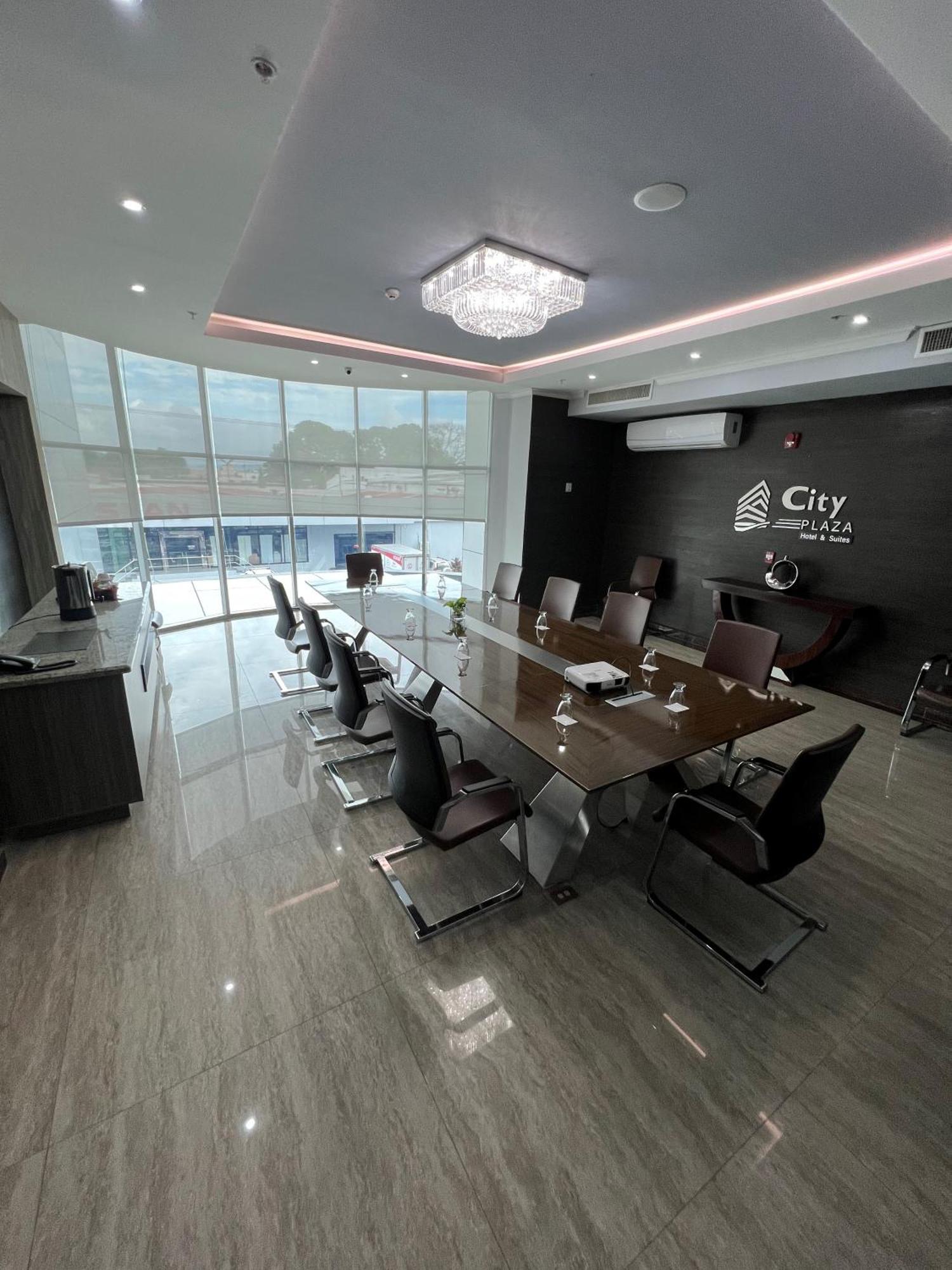 Hotel City Plaza & Suites Давид Екстер'єр фото