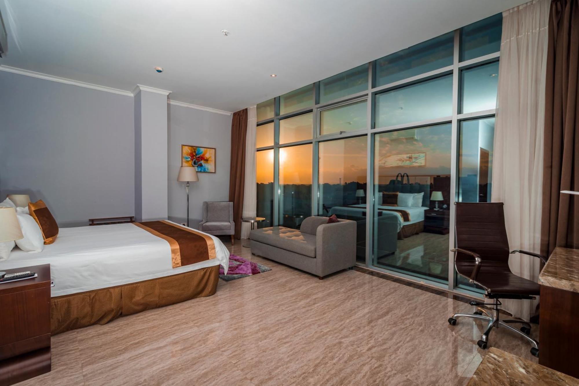 Hotel City Plaza & Suites Давид Екстер'єр фото